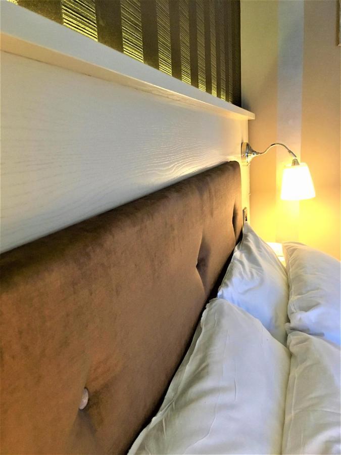 Astley Bank Hotel Darwen Dış mekan fotoğraf