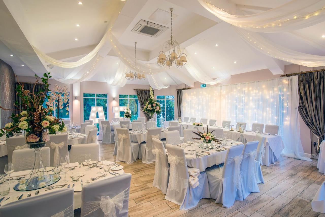 Astley Bank Hotel Darwen Dış mekan fotoğraf