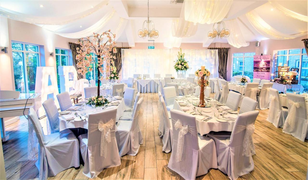 Astley Bank Hotel Darwen Dış mekan fotoğraf