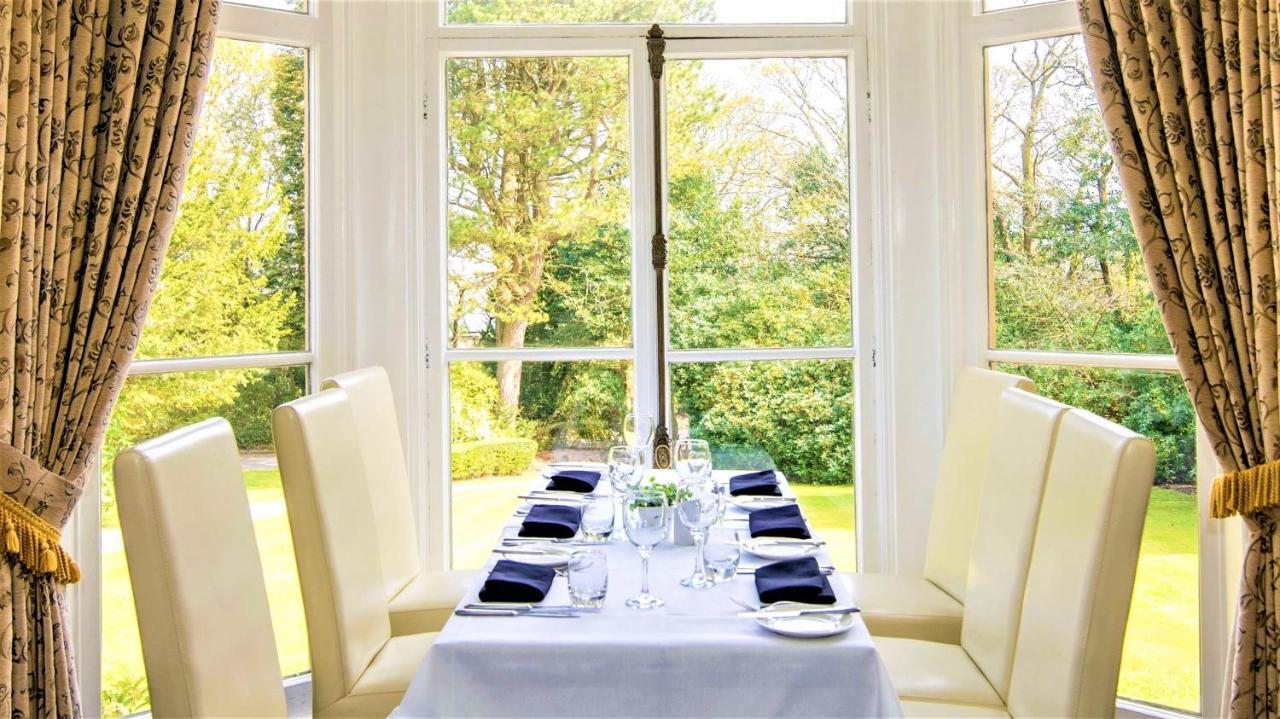 Astley Bank Hotel Darwen Dış mekan fotoğraf