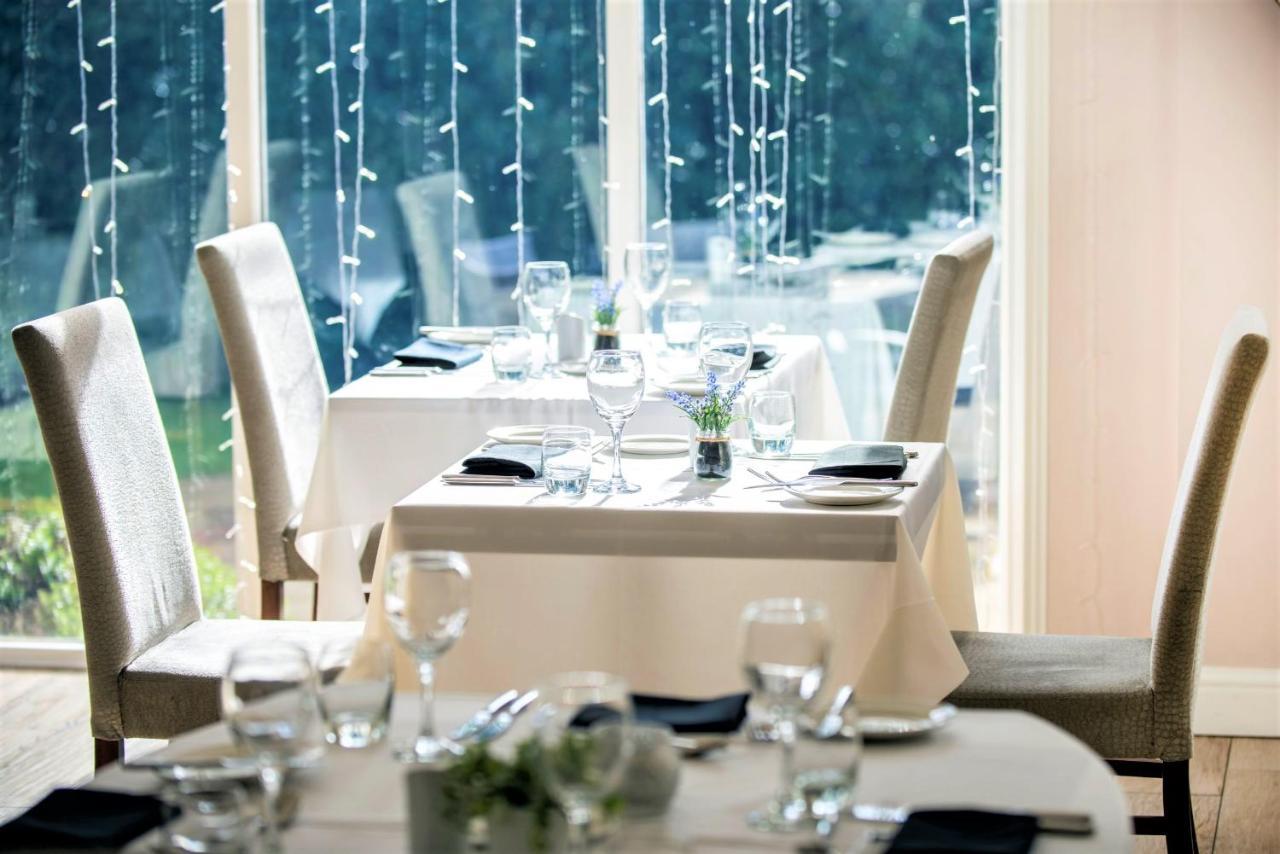 Astley Bank Hotel Darwen Dış mekan fotoğraf