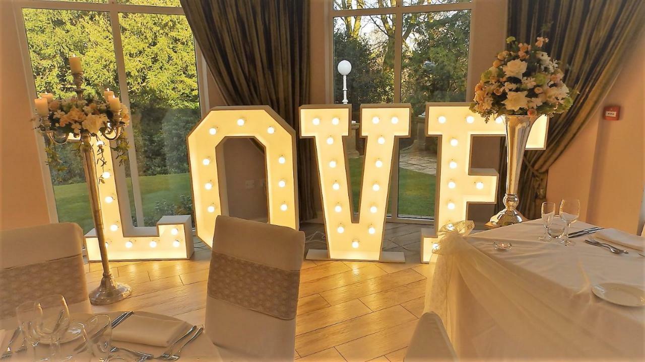 Astley Bank Hotel Darwen Dış mekan fotoğraf