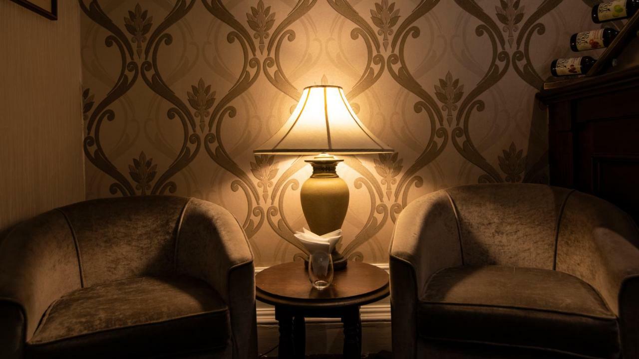 Astley Bank Hotel Darwen Dış mekan fotoğraf