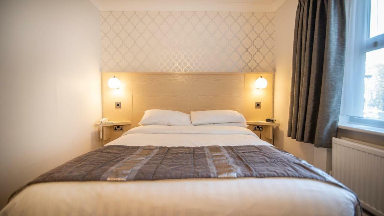 Astley Bank Hotel Darwen Dış mekan fotoğraf
