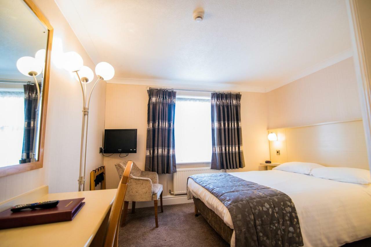 Astley Bank Hotel Darwen Dış mekan fotoğraf