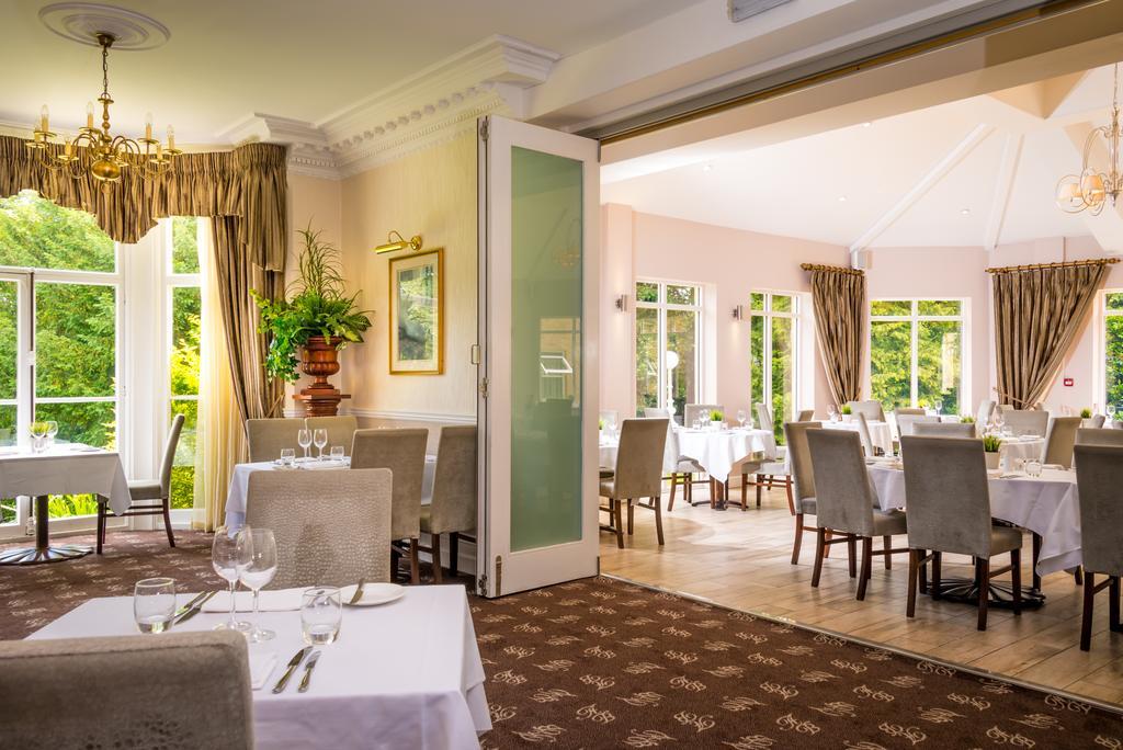 Astley Bank Hotel Darwen Dış mekan fotoğraf